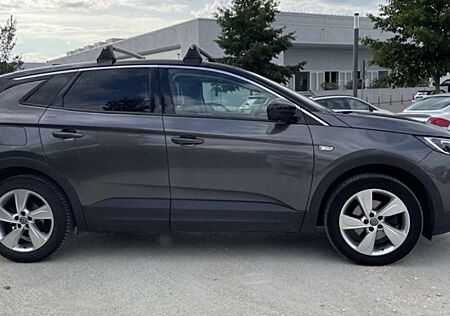 Opel Grandland X 1.2 Start/Stop Automatik Edition