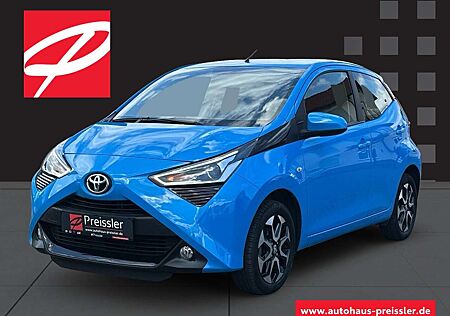 Toyota Aygo (X) -play connect