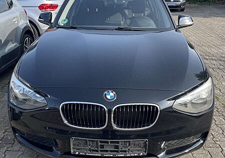 BMW 116 i /KLIMA/NAVI/EURO5/SCHECKHEFT/