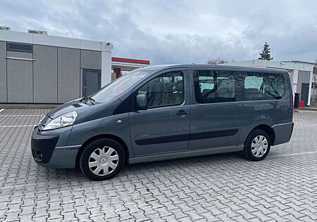 Citroën Jumpy Citroen 2.0 HDi 135 FAP Confort L2 Kombi 9-Sitze