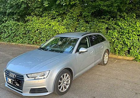 Audi A4 Avant 2.0 TDI S tronic