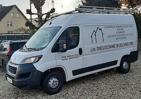 Peugeot Boxer Kasten Hochraum 335 L2H2*56.500 km*BlueHDi