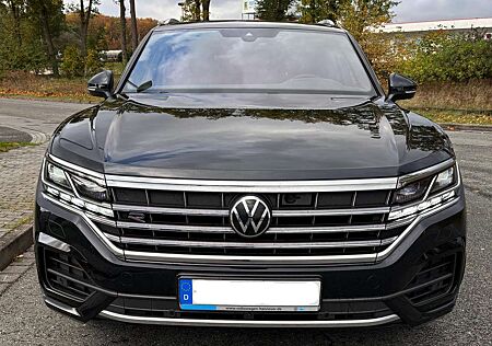 VW Touareg Volkswagen 3.0 V6 TDI 4Motion DPF Aut. R-Line