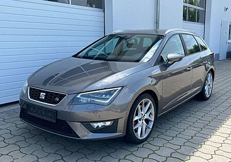 Seat Leon ST FR 2.0 TDI/LED/Navi/SHZ/Tempomat/PDC
