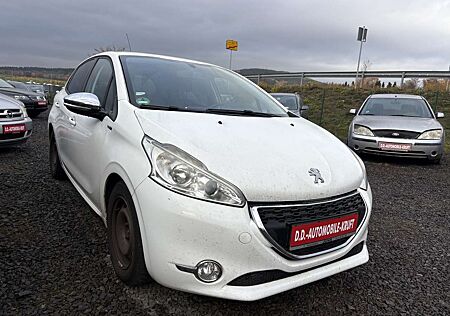 Peugeot 208 Style-DIESEL 5 TÜRIG-LIMOUSINE