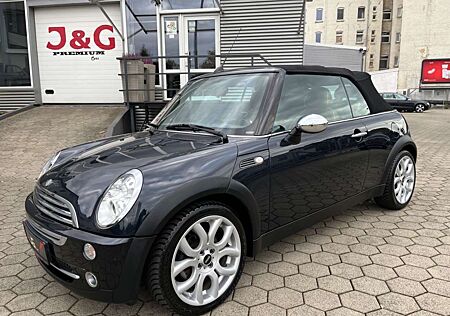 Mini Cooper Cabrio Sidewalk