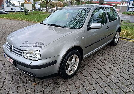 VW Golf Volkswagen IV 1.4 Comfortline erst 113tkm Tüv neu