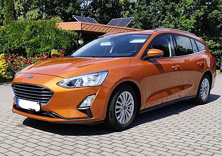 Ford Focus Turnier 1.5 EcoBoost TITANIUM