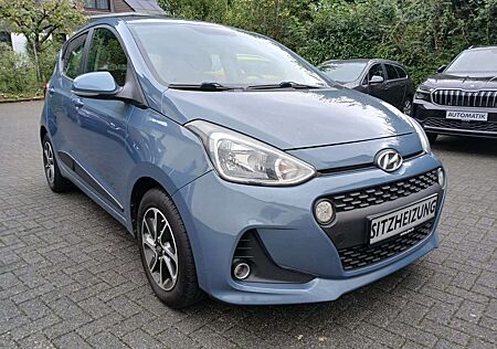 Hyundai i10 Klima, Alufelgen, Navi, Parksensoren, Winter-Paket