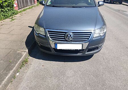 VW Passat Variant Volkswagen 2.0 TDI DPF DSG Highline