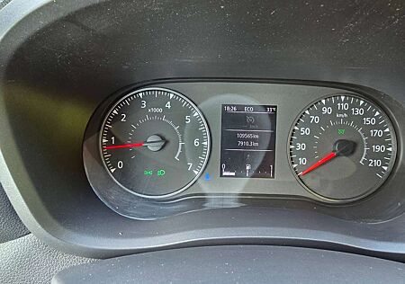 Nissan NV400 NV400 L2H2 35 FWD Comfort