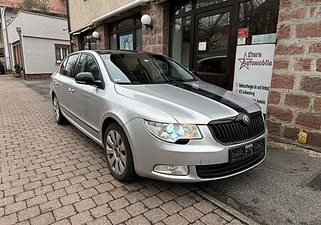 Skoda Superb Elegance*Automatik*Xenon*Leder*SHZ*Tempomat*PDC