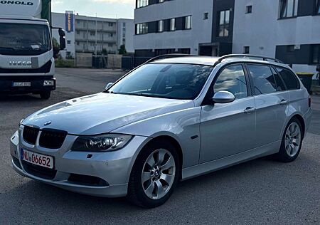 BMW 320 i Touring Xenon Leder Klimaautomatik