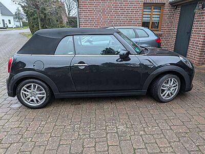 MINI Cooper Cabrio Mini Cooper Cabrio Aut. MINI Yours Trim