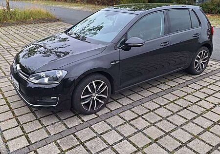 VW Golf Volkswagen 1.6 TDI BlueMotion Technology Lounge