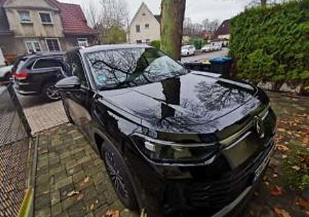 VW Tayron Volkswagen 2.0 TDI DSG 7-SITZE AHK NAVI 360° KAM