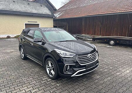 Hyundai Grand Santa Fe Premium 4WD++6-Sitzer++TOP++122000Km++