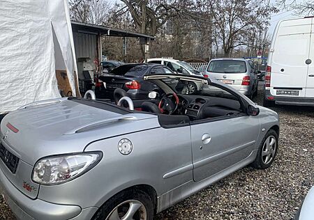 Peugeot 206 CC Platinum Cabrio Automatik+Voll Austatung