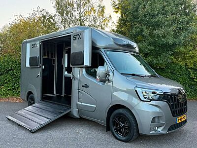 Renault Master 2024 STX Pferdewagen Horsetruck Pferde