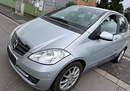 Mercedes-Benz A 160 Automatik Panorama Tempomat EURO5 PARKHILF