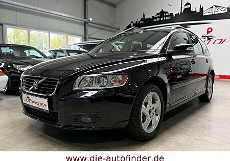 Volvo V50 Kombi T5 AWD Xenon,GSD,Sitzh,PDC,AHK,1.Hand