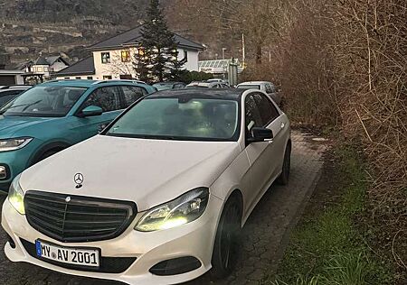 Mercedes-Benz E 200 BlueTEC 7G-TRONIC