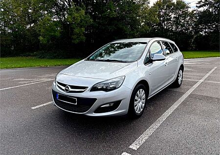 Opel Astra 1.4 Turbo Sports Tourer PDC*SHZ*Navi*Klima