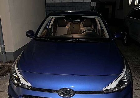 Hyundai i20 blue 1.0 T-GDI Active DCT Style