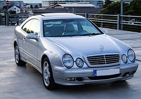 Mercedes-Benz CLK 230 gebraucht kaufen Mercedes-Benz CLK 230 Coupe Kompressor Elegance