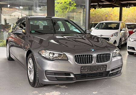 BMW 520 d xDrive-Tempo-PDC-8Fach-SHZ-2.Hand