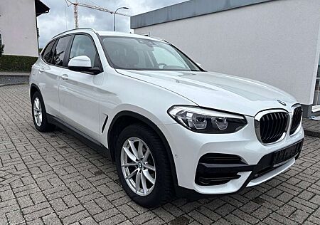 BMW X3 20 d Aut 150PS LED Navi Leder SH AHK-el.