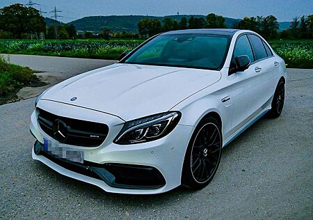 Mercedes-Benz C 63 AMG gebraucht kaufen Mercedes-Benz C 63 AMG S,Head-up,*360 Grad,PANO-Dach,Sport,Sportsitze