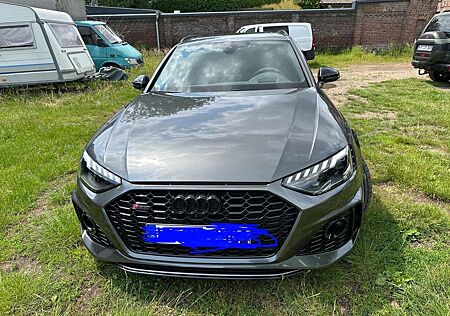 Audi RS4 2.9 TFSI quattro