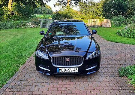 Jaguar XF 30t AWD R-Sport