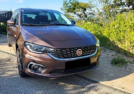 Fiat Tipo Kombi 1.6 MultiJet DCT Lounge