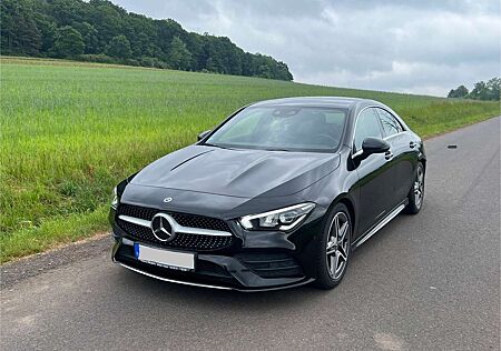 Mercedes-Benz CLA 200 AMG Line