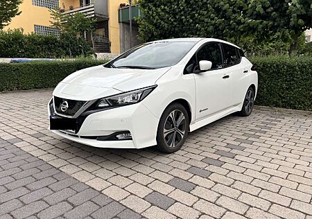 Nissan Leaf 40 kWh N-Connecta