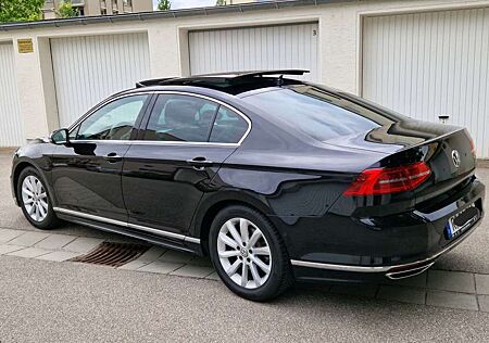 VW Passat Volkswagen 2.0 TDI R-Line DSG