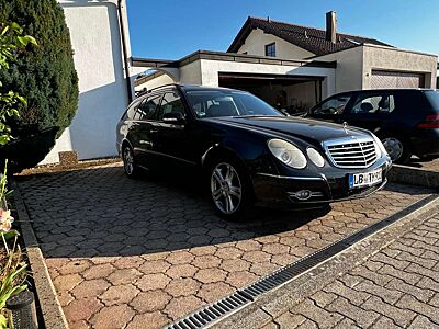 Mercedes-Benz E 500 T 4Matic Automatik Avantgarde