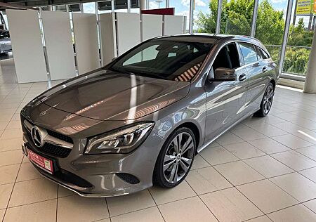 Mercedes-Benz CLA 250 Urban Automatik+Navi+Alu+