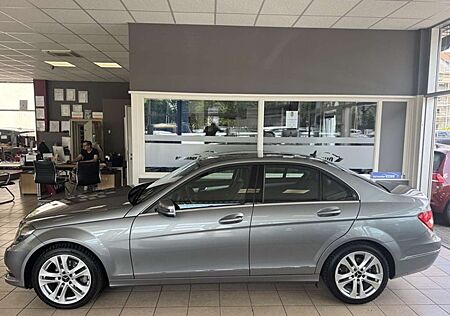 Mercedes-Benz C 180 CGI BlueEff Avantgarde T-Leder Navi PDC