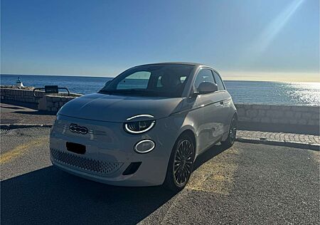Fiat 500E 42kWh C la Prima (by Bocelli)