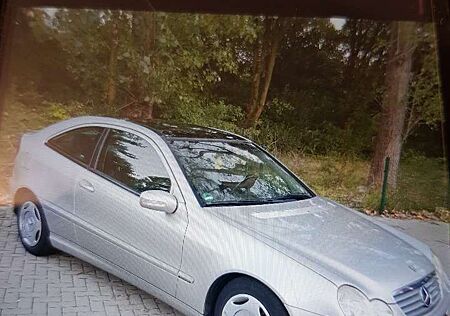 Mercedes-Benz C 220 CDI (LA)(203.708)