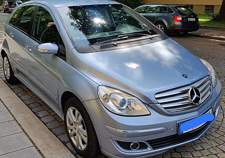 Mercedes-Benz B 200 Autotronic