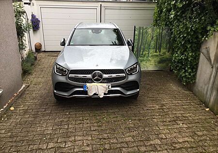 Mercedes-Benz GLC 300 de 4Matic 9G-TRONIC AMG Line Plus