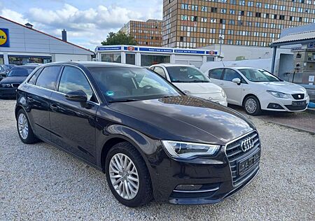 Audi A3 1.4 TFSI Sportback Ambiente Leder