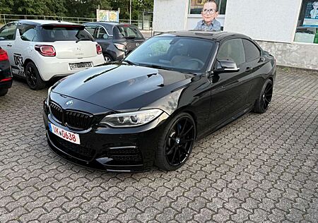 BMW M2 35i Coupe Schalter H&K Leder Carbon Alcantara