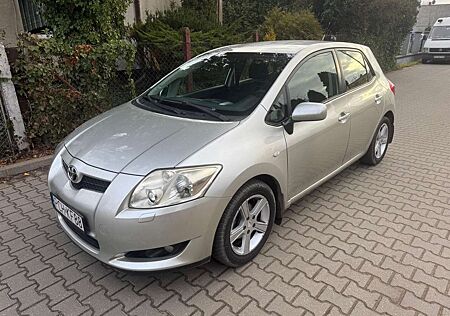 Toyota Auris 1.6 VVT-i Luna