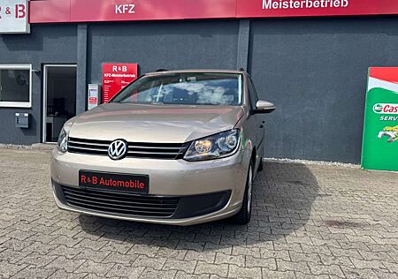 VW Touran Volkswagen Trendline*7-Sitzer*Navi* Scheckheftlücken
