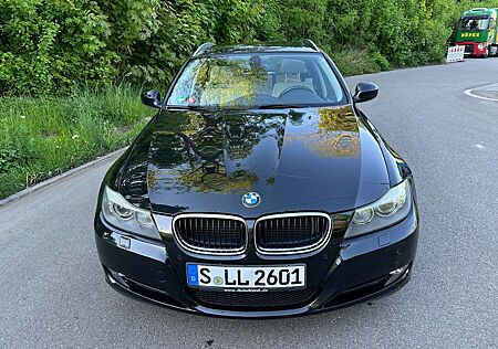 BMW 318i 318 Touring Aut. Edition Exclusive